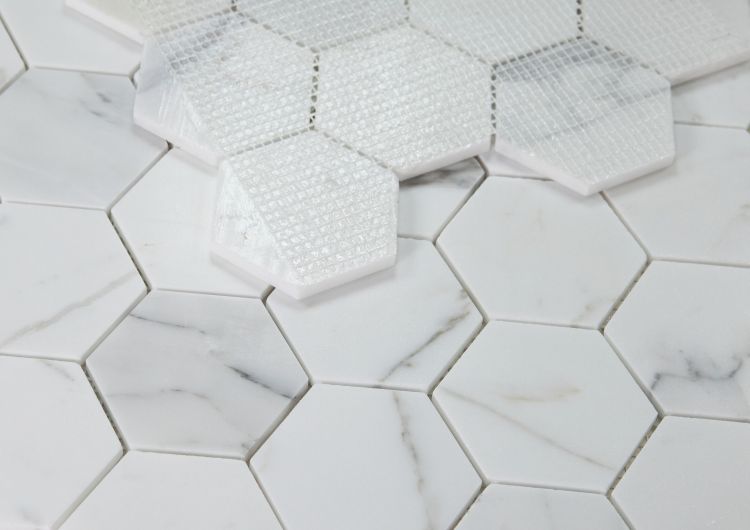 Elysium - Hexagon 3&quot; x 3&quot; Marble Mosaic - Calacatta White Honed