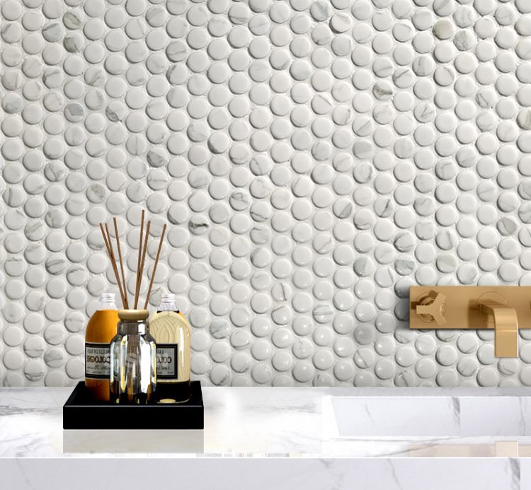 Elysium - Penny Round 11.5 in. x 12.25 in. Porcelain Mosaic - Statuario Matte