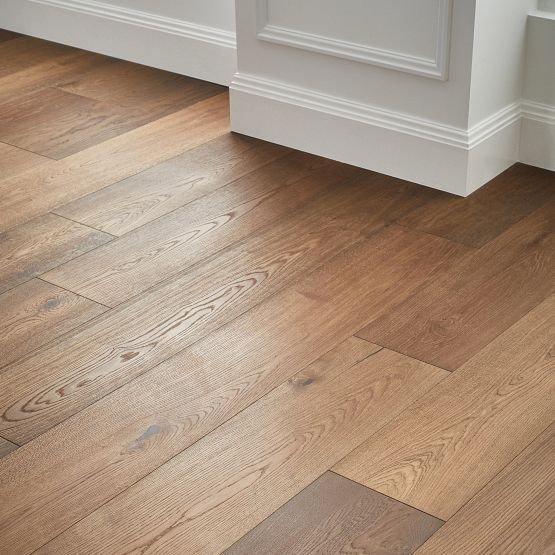 Anderson Tuftex Hardwood - Grand Estate - Hatfield House Close View