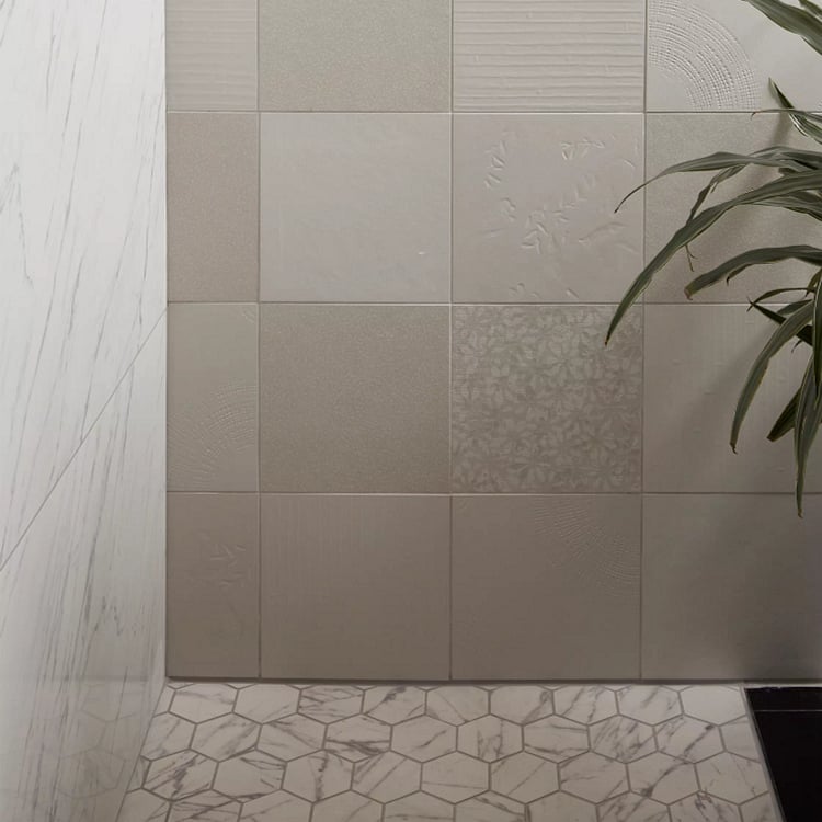 Arizona Tile - Chymia - Mix 1 White Wall Install