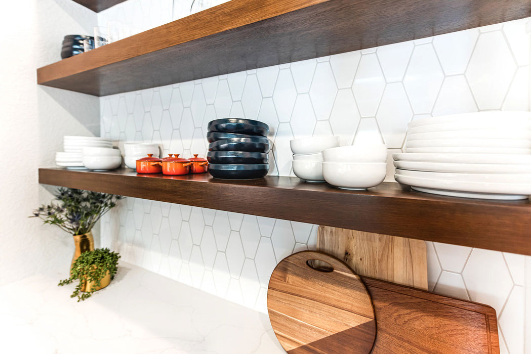 Arizona Tile - Paloma 4" x 8" Long Hex - Cotton Glossy Wall Install