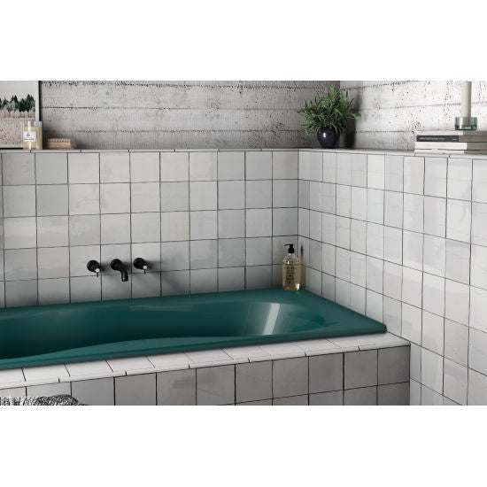 Bedrosians Tile & Stone - Cloe 5" x 5" Wall Tile - Grey Installed