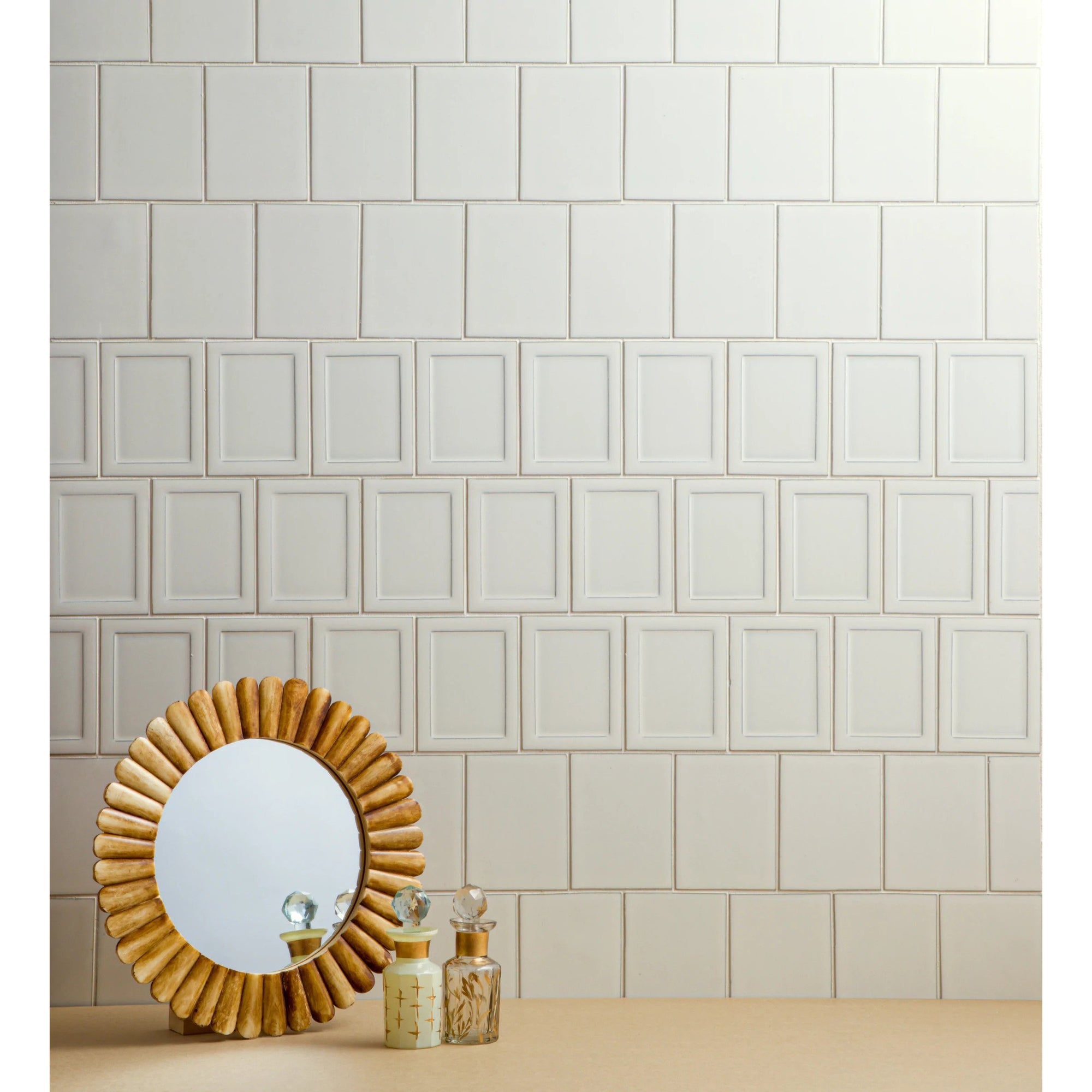 Emser Tile - Cuadro - 9 in. x 14 in. Glazed Porcelain Mosaic - White Frame