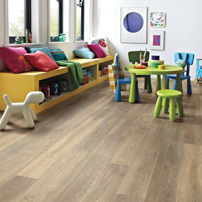 Karndean - Knight Tile Rigid Core 7 in. x 48 in. - SCB-KP99 Lime Washed Oak Room Scene