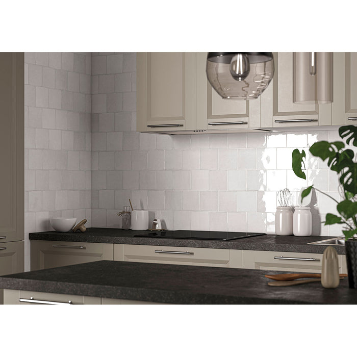 MSI - Renzo - 5 in. x 5 in. - Ceramic Wall Tile - Dove Kitchen Install
