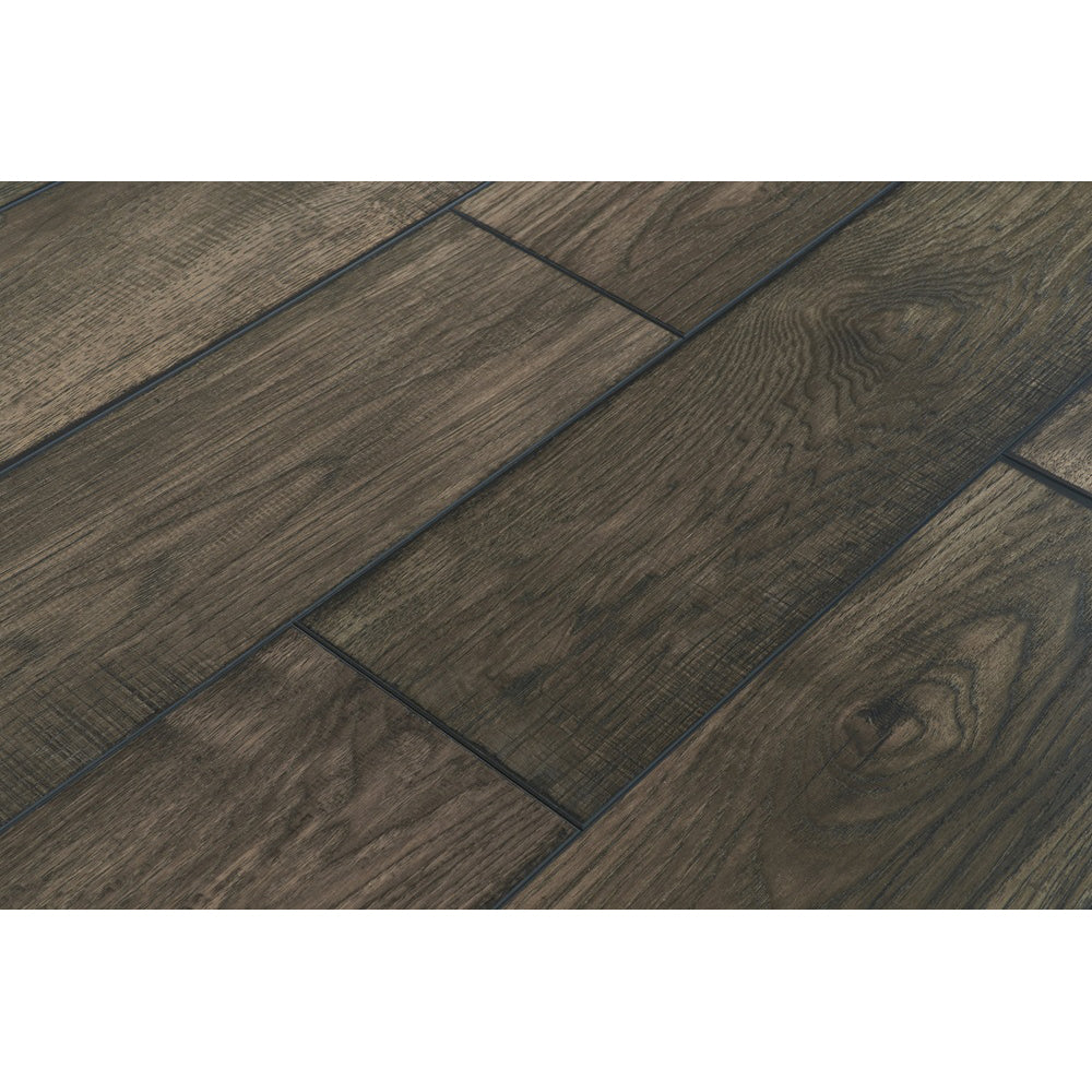 Mannington - Adura Apex - River Mill 7 in. x 48 - Axel Close