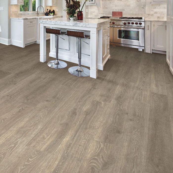 Mohawk - Revwood Plus Antique Craft Laminate - Kindling Oak Kitchen