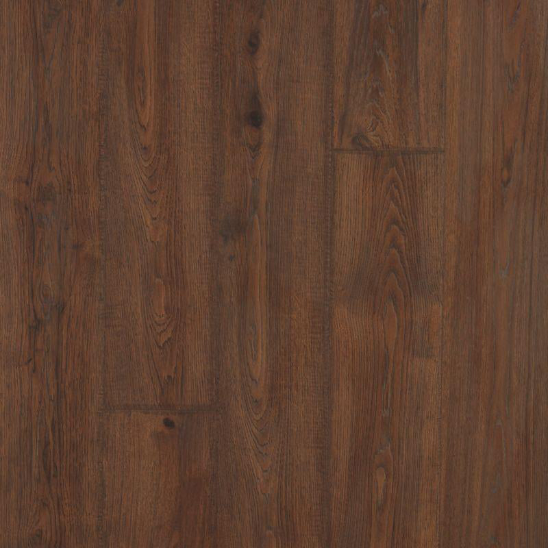 Mohawk - Revwood Plus Elderwood Laminate - Aged Copper Oak