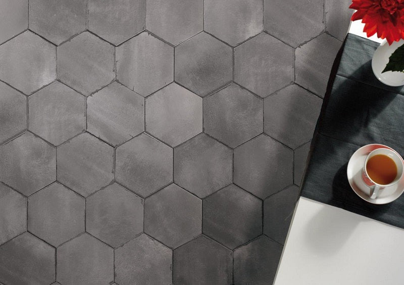 Monopole Ceramica - Studio Hex Tile - Black Installed