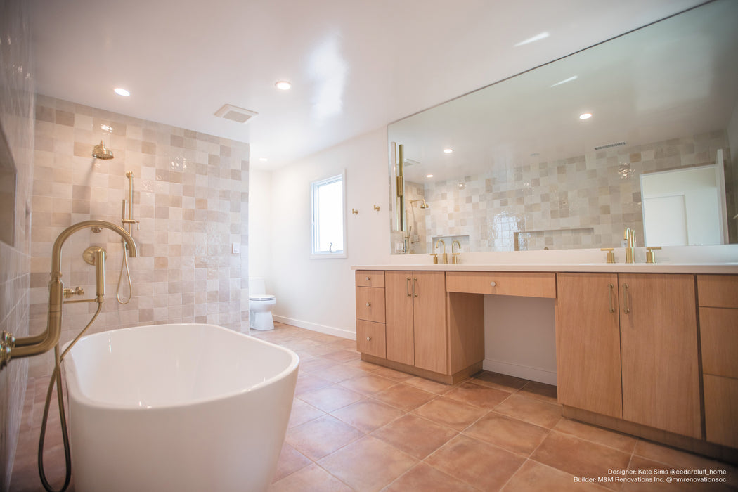 DECCLOCRE55G Room Scene