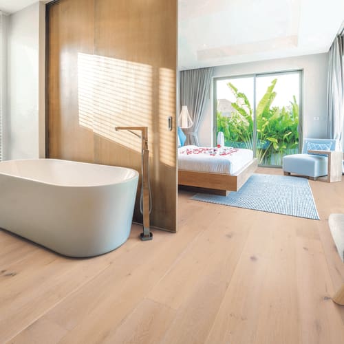 Nuvelle - Royale Collection - 7.5 in. European White Oak - Leeds