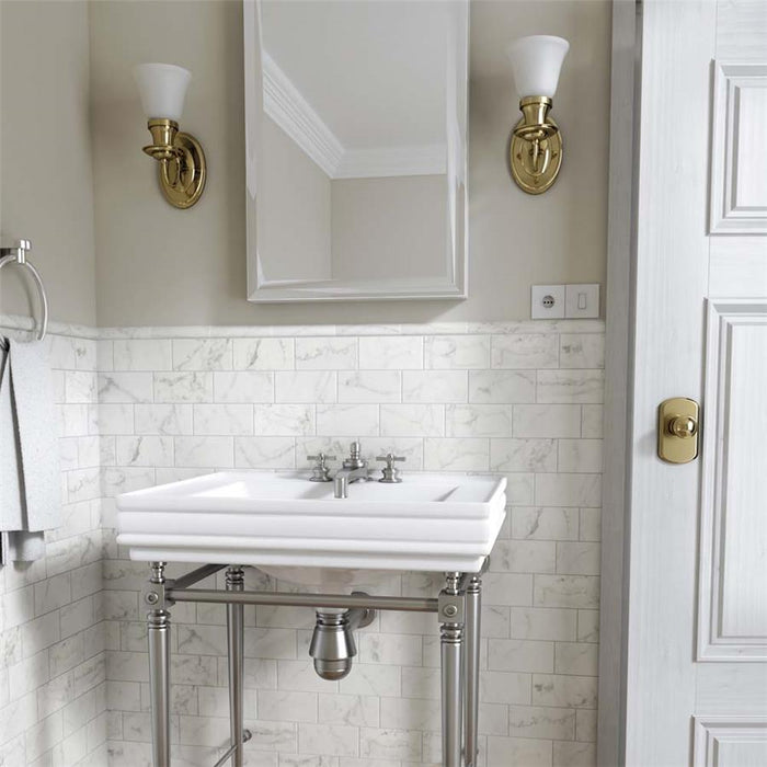 SomerTile - Classico Carrara - 1 1/4" x 6" Ceramic Pencil Bullnose - Matte Room Scene