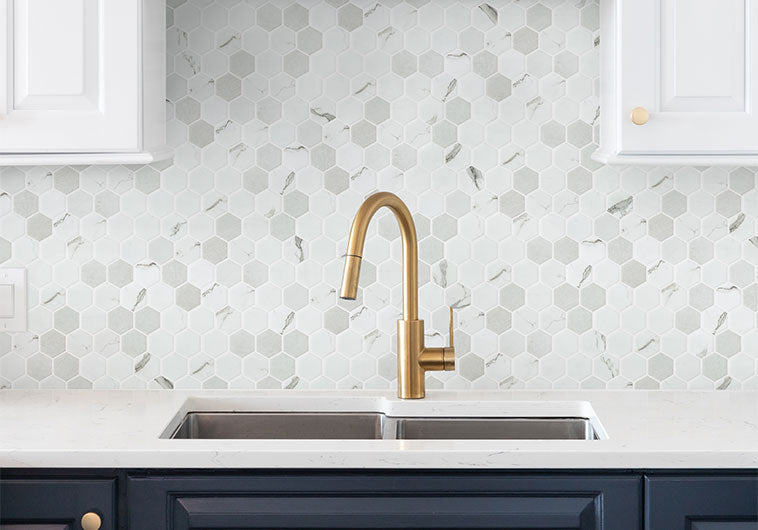 Bellagio - New Belfont Collection Glass Hex Mosaic - Casual Grace